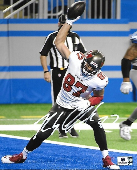 Rob Gronkowski Tampa Bay Buccaneers Autographed 8x10 Photo GA coa  *5