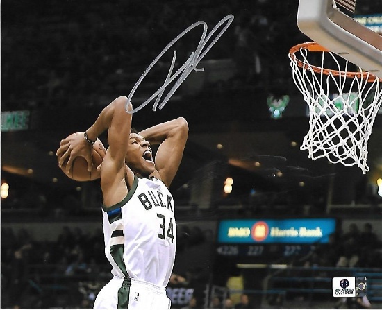 Giannis Antetokounmpo Milwaukee Bucks Autographed 8x10 Photo coa  *2