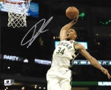 Giannis Antetokounmpo Milwaukee Bucks Autographed 8x10 Photo coa