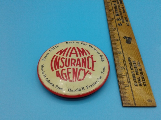 Miami Insurance Agency advertising mirrior