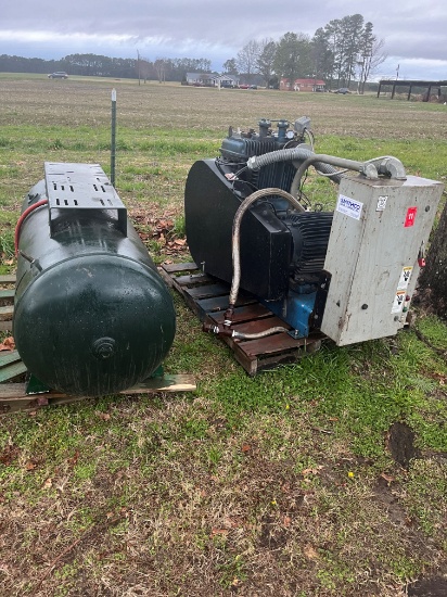 Commercial Grade Air Compressor With Tank