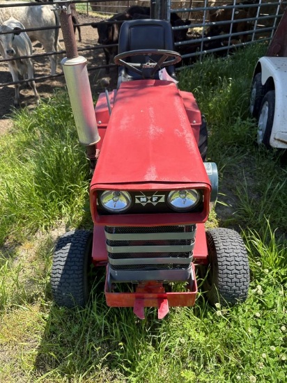 Massey Ferguson 16hp lawn tractor