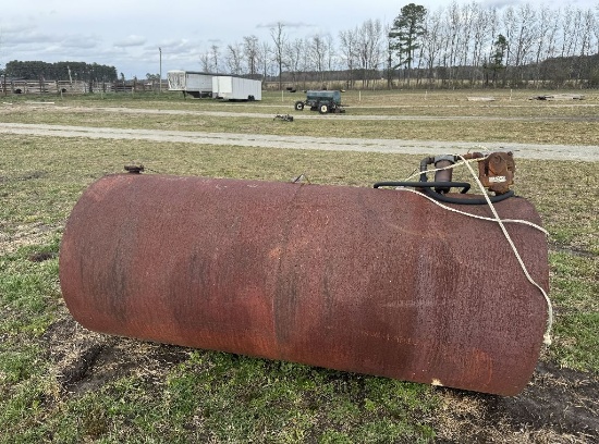 550 gal fuel tank with pump