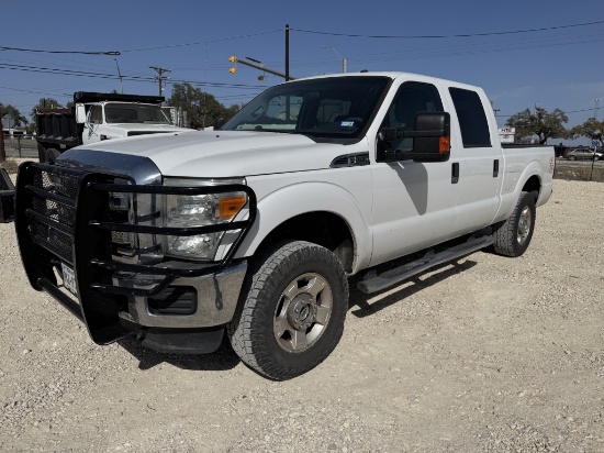 2014 Ford F250, Gas engine, 176k miles, runs