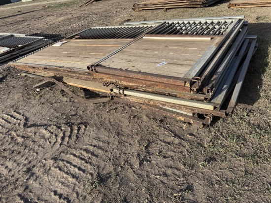 5-right side, sliding stall fronts, 142"x90",