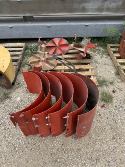 3-model 1800SL spreaders with 5- shrouds (4 new)