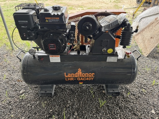 Land Honor LHR-GAC40Y 40 gal. gas air compressor.