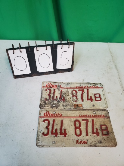 Matching Set Of 1985 Illinois Liscense Plates