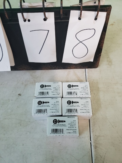 5 boxes of Pan Phil Self Drill screws