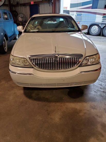 2007 Lincoln Town Car