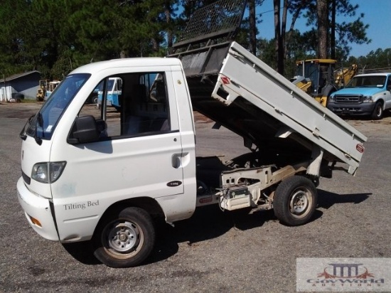 2008 MAG UTILITY DUMP TRUCK: SER.# AT03627