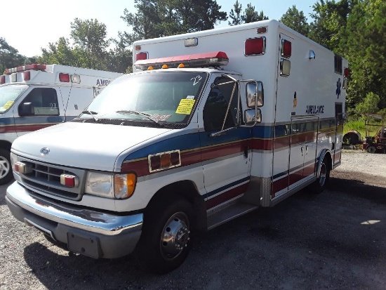 2001 Ford E-450 Super Duty Ambulance Van, VIN # 1FDXE45F91HB53639