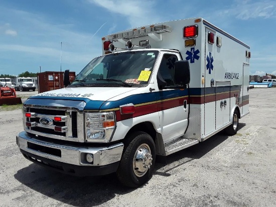 2009 Ford E-450 Super Duty Ambulance, VIN # 1FDXE45P89DA13626