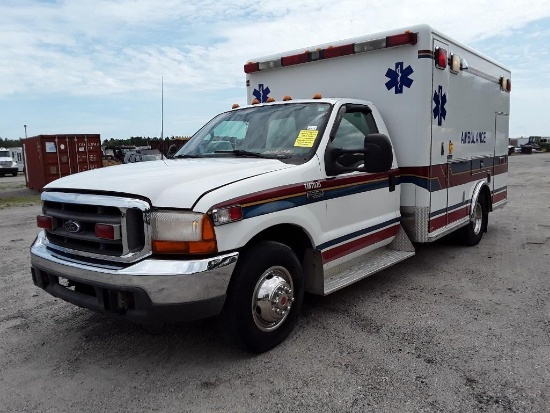 1999 Ford F-350 Ambulance, VIN # 1FDWF36FXXEE52875