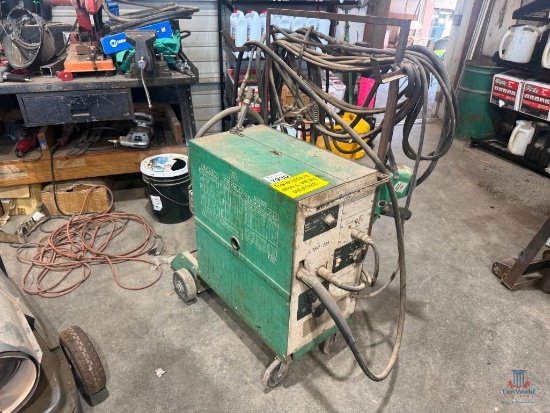 L-TEC 225 WELDER, SN# B89G-00852