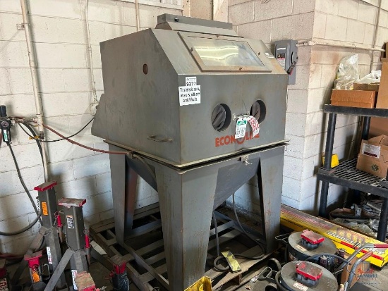 Econoline Abrasive Blast Cabinet