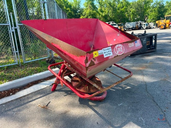 Lely L-1250 Spin Spreader; Ser#232051826745