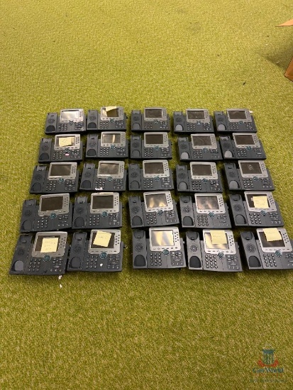 Lot Consisting Of Cisco Ip Phones