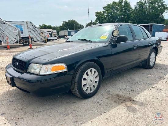 2010 Ford Crown Victoria Passenger Car, VIN # 2FABP7BV4AX112475