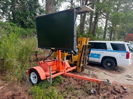 WANCO WVTMM MESSAGE BOARD TRAILER, SN-5F12S1015K1002338*NO TITLE,INVOICE ONLY*