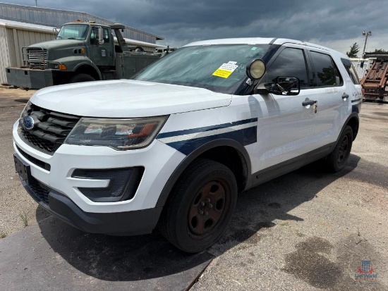 2017 Ford Explorer Multipurpose Vehicle *PARTS UNIT*, VIN # 1FM5K8ARXHGD93354