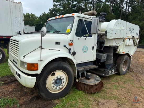 2002 International 4700 Sweeper Truck, VIN # 1HTSCABN62H518653