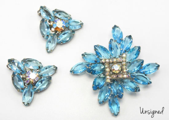 Vintage Turquoise Colored Clear Backed Rhinestone Brooch and Earring Set