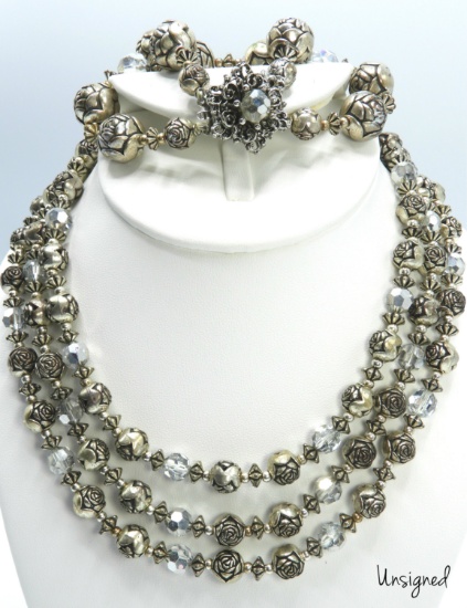 Vintage Flower Bead Necklace and Bracelet Set