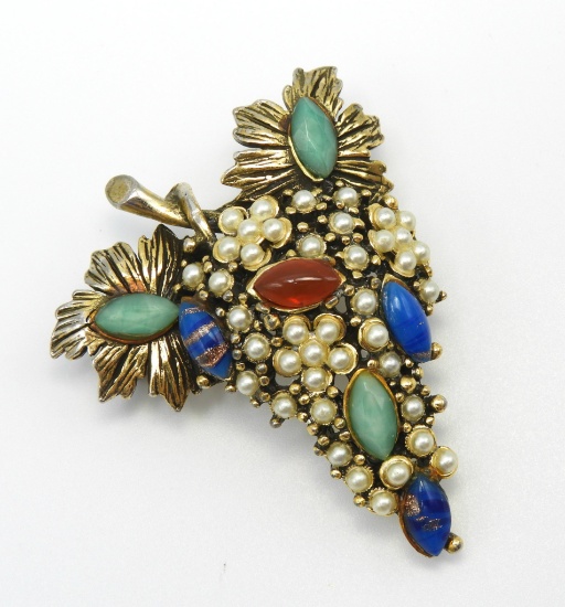 Vintage Pearl Bead and Cabochon Brooch