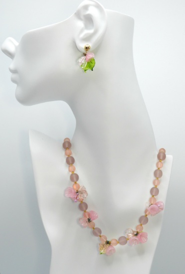 Vintage Pink Glass Bead and Flowers Necklace and Earring Set