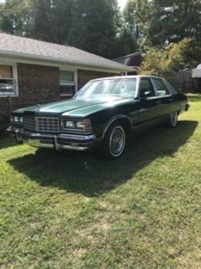 1977 Pontiac Bonneville Brougham