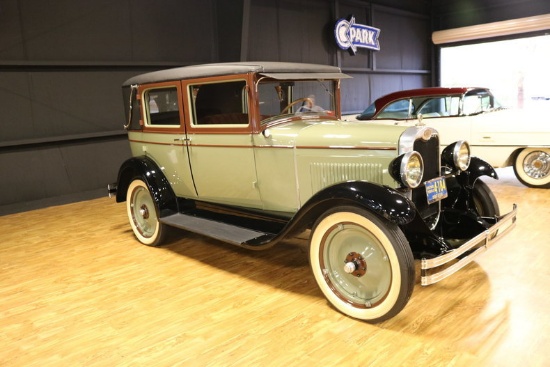 1928 Chevrolet AB National Imperial Landau