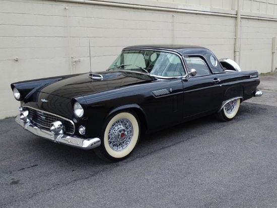 1956 Ford Thunderbird