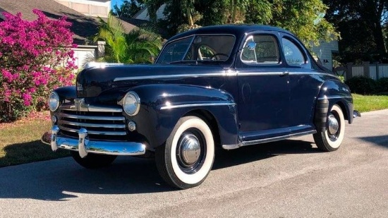 1948 Ford Super Deluxe