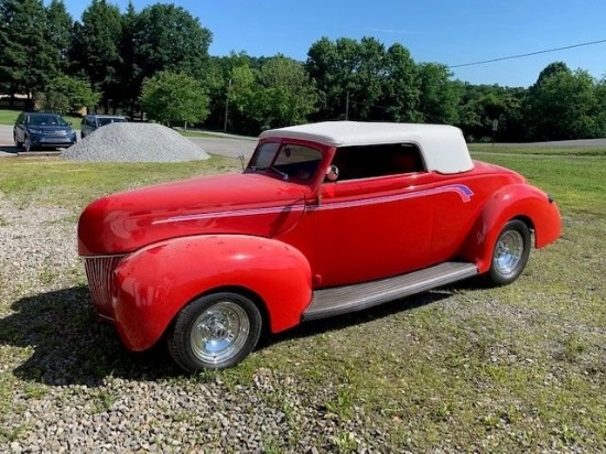 1939 Ford Deluxe