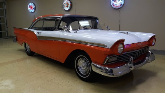 1957 Ford Fairlane 500