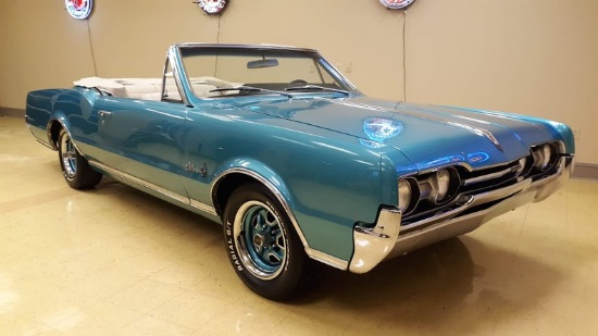 1967 Oldsmobile Cutlass Supreme