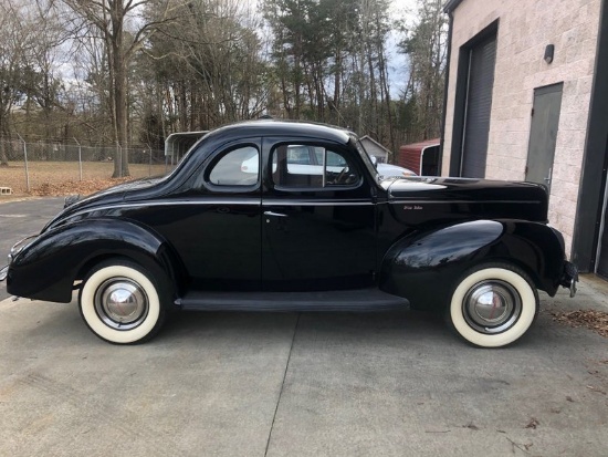 1940 Ford Deluxe Coupe