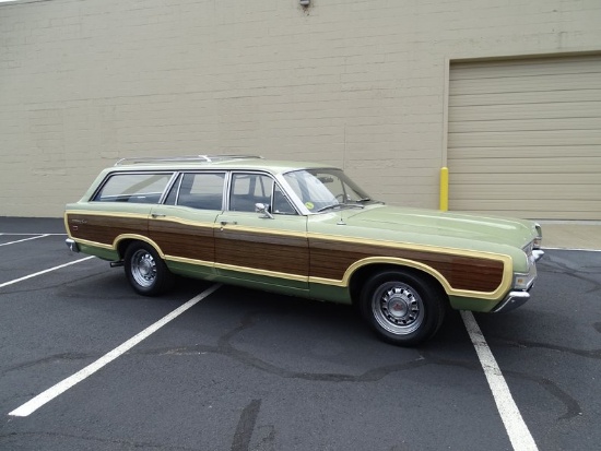 1969 Ford Torino Squire Wagon