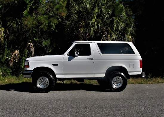 1995 Ford Bronco XLT