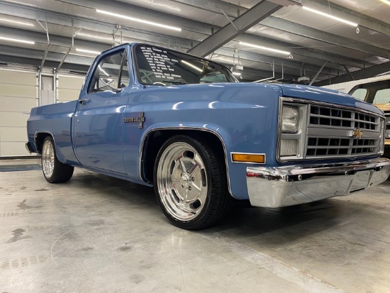 1985 Chevrolet C10 Custom Deluxe