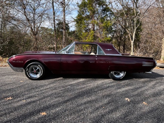 1961 Ford Thunderbird