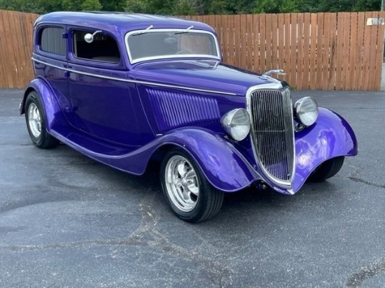 1934 Ford Sedan Street Rod