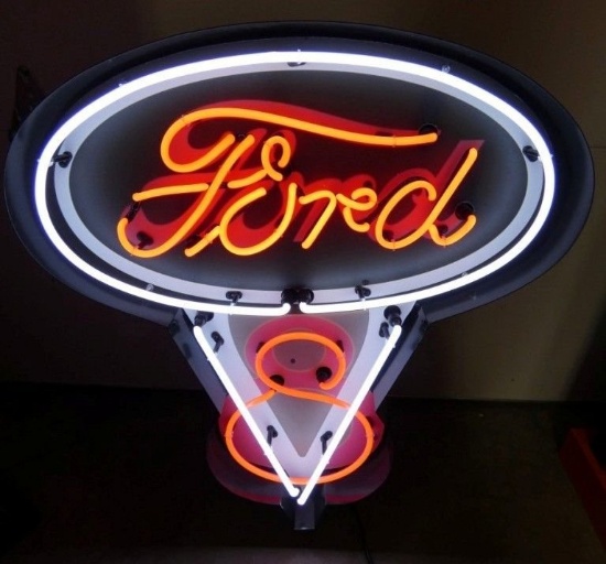 Ford V8 Neon