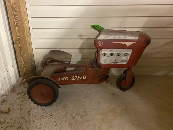 "Two Speed" Pedal Tractor