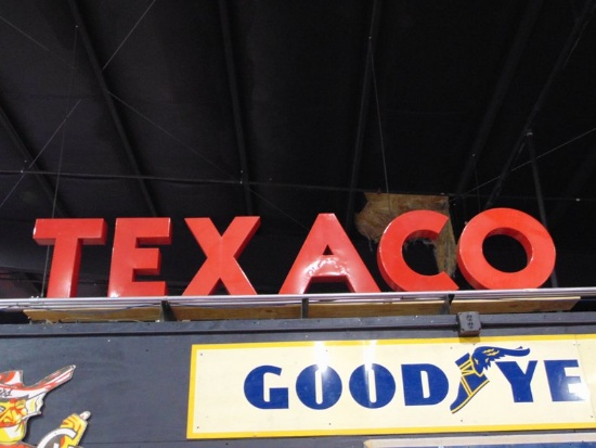 Texaco Letters Sign