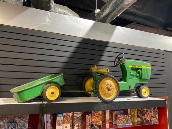John Deere Pedal Tractor
