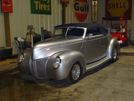 1940 Ford Convertible