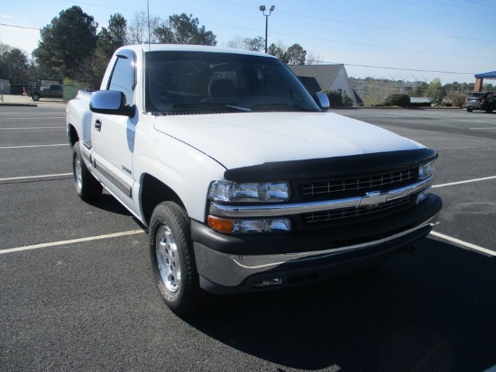 2000 Chevrolet Silverado LS