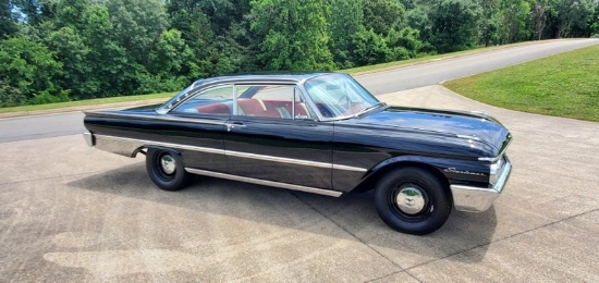 1961 Ford Starliner